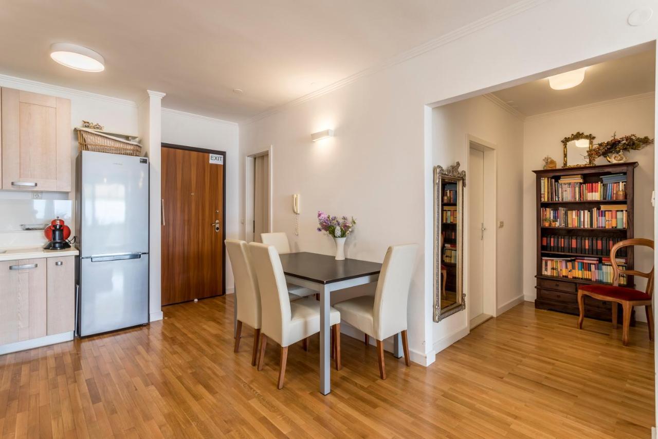 Velebis Superior Apartment - Luxurious One-Room Apartment With Jacuzzi - Prestigious Location By The Sea In The New City Center Of Znjan - Panoramic View Of The Sea And Islands - Free Garage Parking - Buralux Properties سبليت المظهر الخارجي الصورة